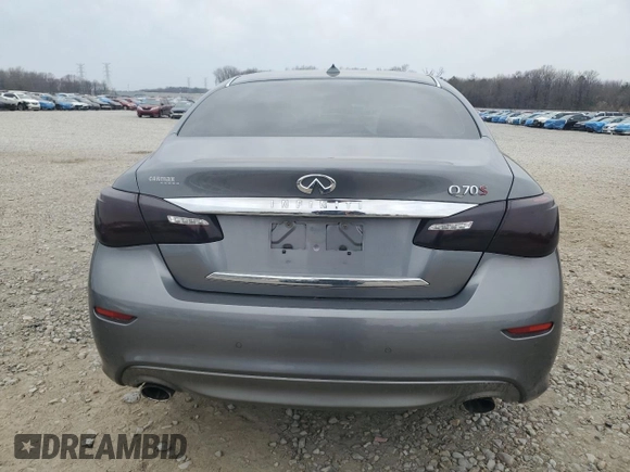 2016 Infiniti Q70 z VIN JN1BY1AP8GM221340, wystawiony jako Copart lot #48466255 z przebiegiem 103 723 mil mil oraz Szkoda całkowita • Salvage title. Historia ofert i sprzedaży dostępna na DreamBid. Obrazek 6.
