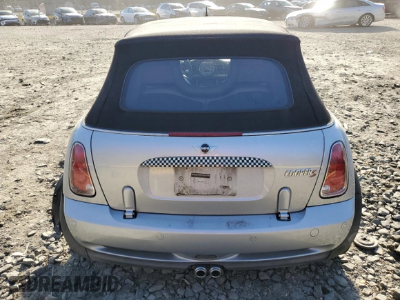 2007 MINI Convertible S с VIN WMWRH33547TJ44603, выставлен на аукционе Copart как лот 48715045 с пробегом 76 561 миль миль и Списание • Salvage title. История ставок и продаж доступна на DreamBid. Изображение 6.