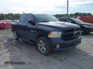 2018 Ram 1500 Express z VIN 1C6RR6KT4JS340854, wystawiony jako IAAI lot #41679041 z przebiegiem 127 652 mil mil oraz . Historia ofert i sprzedaży dostępna na DreamBid. Obrazek 1.