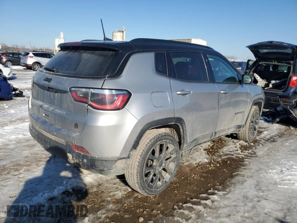 2019 Jeep Compass Limited with VIN 3C4NJDCBXKT745237, listed as a Copart auction lot 88453725 with 116,193 mi miles and Salvage title. Bid and sale history available at DreamBid. Image 3.