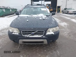 2006 Volvo XC70 with VIN YV4SZ592461233492, listed as a IAAI auction lot 41536507 with 174,888 mi miles. Bid and sale history available at carsss.com. Image 6.