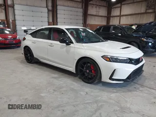 2024 Honda Civic Type R z VIN JHMFL5G47RX003469, wystawiony jako IAAI lot #42035698 z przebiegiem 20 572 mil mil oraz . Historia ofert i sprzedaży dostępna na DreamBid. Obrazek 1.