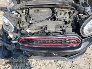 2019 MINI Countryman John Cooper Works with VIN WMZYV9C5XK3F02695, listed as a Copart auction lot 63736285 with 82,706 mi miles and Salvage title. Bid and sale history available at DreamBid. Image 11.