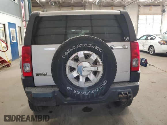 2007 Hummer H3 SUV with VIN 5GTDN13E778137599, listed as a Copart auction lot 76863904 with 210,810 mi miles and Salvage Title. Bid and sale history available at DreamBid. Image 6.
