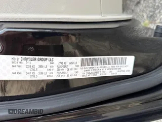 2011 Volkswagen Routan SE z VIN 2V4RW3DG6BR803179, wystawiony jako Copart lot #61144745 z przebiegiem 151 556 mil mil oraz Czysty tytuł • Clean title. Historia ofert i sprzedaży dostępna na DreamBid. Obrazek 10.
