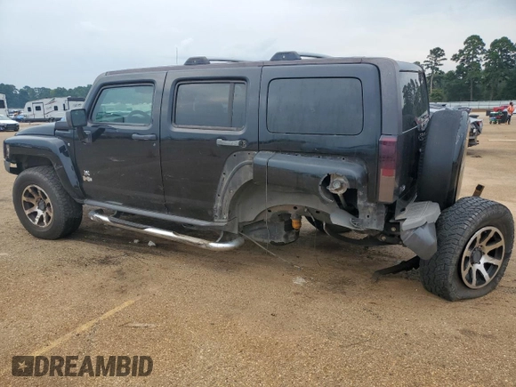 2007 Hummer H3 SUV with VIN 5GTDN13EX78134129, listed as a Copart auction lot 68814194 with 204,389 mi miles and Salvage Title. Bid and sale history available at carsss.com. Image 2.