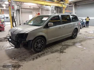 2018 Dodge Grand Caravan GT with VIN 2C4RDGEG2JR189610, listed as a IAAI auction lot 41724896 with NaN miles. Bid and sale history available at carsss.com. Image 22.