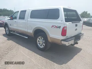 2012 Ford F-250 XL z VIN 1FT7W2BT8CEA23601, wystawiony jako IAAI lot #42345067 z przebiegiem 268 777 mil mil oraz . Historia ofert i sprzedaży dostępna na DreamBid. Obrazek 3.