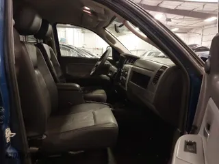 2008 Dodge Dakota Laramie with VIN 1D7HW58N08S637068, listed as a IAAI auction lot 41542177 with 171,058 mi miles. Bid and sale history available at carsss.com. Image 5.