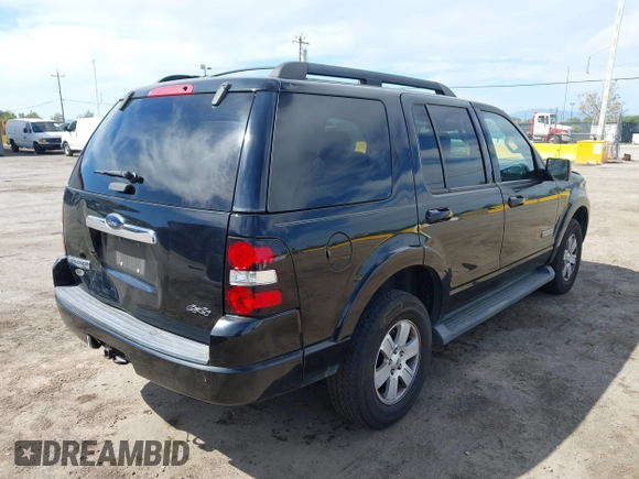 2008 Ford Explorer XLT with VIN 1FMEU73E78UA98826, listed as a IAAI auction lot 42018745 with 154,823 mi miles. Bid and sale history available at carsss.com. Image 4.