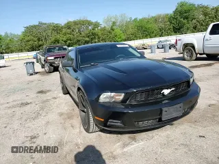 2011 Ford Mustang V6 with VIN 1ZVBP8AM9B5105689, listed as a Copart auction lot 53954605 with 137,438 mi miles and Salvage Title. Bid and sale history available at carsss.com. Image 13.