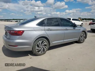 2021 Volkswagen Jetta SEL with VIN 3VWE57BUXMM088877, listed as a Copart auction lot 62319195 with 31,604 mi miles and Salvage title. Bid and sale history available at DreamBid. Image 3.