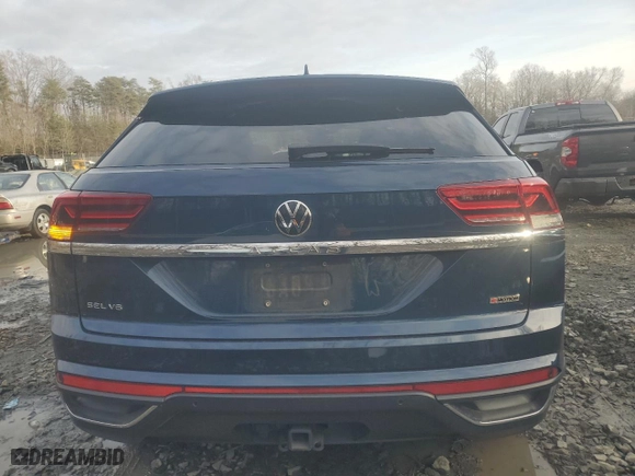 2020 Volkswagen Atlas Cross Sport 3.6L V6 SEL with VIN 1V2ME2CA6LC232008, listed as a Copart auction lot 84669244 with 82,696 mi miles and Salvage Title. Bid and sale history available at carsss.com. Image 6.