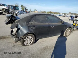 2011 Kia Forte LX with VIN KNAFT4A27B5343030, listed as a Copart auction lot 83338894 with 198,915 mi miles and Salvage Title. Bid and sale history available at carsss.com. Image 3.