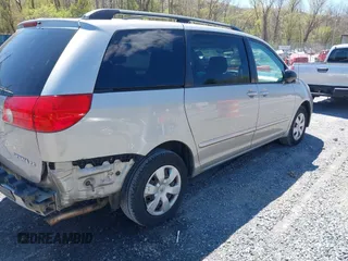 2008 Toyota Sienna CE with VIN 5TDZK23C28S143477, listed as a IAAI auction lot 41930860 with 301,391 mi miles and . Bid and sale history available at carsss.com. Image 4.