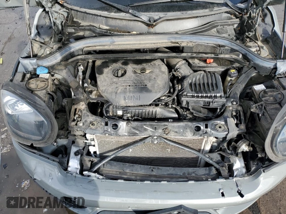 2019 MINI Countryman Cooper with VIN WMZYV5C56K3F57640, listed as a Copart auction lot 81803204 with 66,422 mi miles and Salvage Title. Bid and sale history available at carsss.com. Image 12.