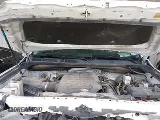 2014 Toyota Tundra 4WD Truck SR5 with VIN 5TFDW5F15EX375328, listed as a IAAI auction lot 41895453 with 131,707 mi miles. Bid and sale history available at carsss.com. Image 10.