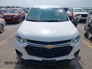 2020 Chevrolet Traverse LS z VIN 1GNERFKW4LJ314465, wystawiony jako IAAI lot #42030246 z przebiegiem 51 800 mil mil oraz . Historia ofert i sprzedaży dostępna na DreamBid. Obrazek 12.