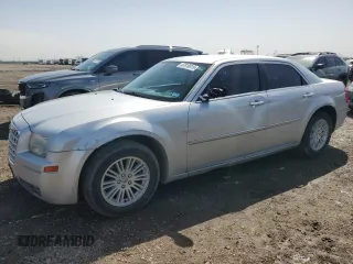 2010 Chrysler 300 Touring with VIN 2C3CA5CV5AH305414, listed as a Copart auction lot 47810615 with 134,604 mi miles and Salvage Title. Bid and sale history available at carsss.com. Image 1.
