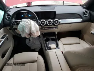 2021 Mercedes-Benz GLB with VIN W1N4M4HB5MW101727, listed as a Copart auction lot 68041612 with 9,864 mi miles. Bid and sale history available at carsss.com. Image 8.