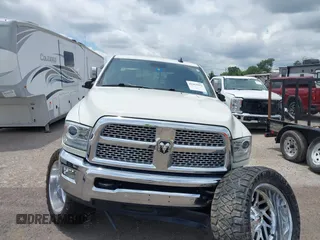 2018 Ram 2500 Laramie с VIN 3C6UR5FL6JG325908, выставлен на аукционе IAAI как лот 42463952 с пробегом 54 496 миль миль и . История ставок и продаж доступна на DreamBid. Изображение 12.