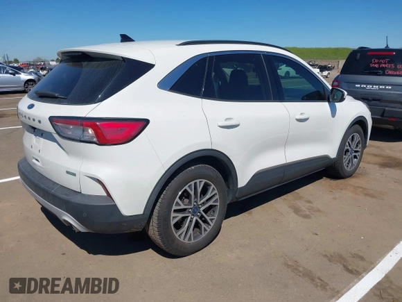 2020 Ford Escape SEL with VIN 1FMCU0H61LUA40865, listed as a IAAI auction lot 41889903 with 58,592 mi miles and . Bid and sale history available at carsss.com. Image 4.