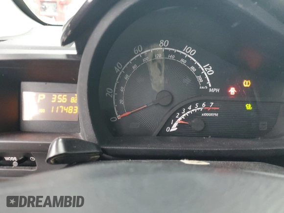 2013 Scion iQ with VIN JTNJJXB01DJ022687, listed as a Copart auction lot 61918195 with 117,483 mi miles and Salvage title. Bid and sale history available at DreamBid. Image 9.