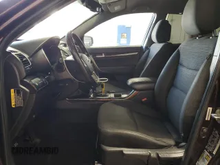 2015 Kia Sorento LX with VIN 5XYKTDA66FG616587, listed as a Copart auction lot 50410775 with 181,900 mi miles and Clean Title. Bid and sale history available at DreamBid. Image 7.