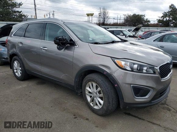 2017 Kia Sorento LX with VIN 5XYPG4A30HG192424, listed as a Copart auction lot 46700925 with 86,244 mi miles and Clean Title. Bid and sale history available at carsss.com. Image 4.