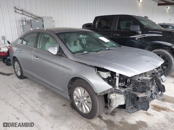2017 Hyundai Sonata Hybrid SE with VIN KMHE24L14HA048579, listed as a IAAI auction lot 41018016 with 92,342 mi miles. Bid and sale history available at carsss.com. Image 1.