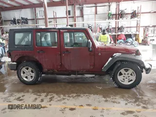2009 Jeep Wrangler Unlimited X with VIN 1J4GZ39159L718649, listed as a IAAI auction lot 41395033 with 289,574 mi miles. Bid and sale history available at carsss.com. Image 13.