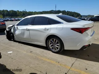2021 Toyota Avalon XLE with VIN 4T1AZ1FB3MU060518, listed as a Copart auction lot 74256034 with 50,404 mi miles and Salvage Title. Bid and sale history available at carsss.com. Image 2.