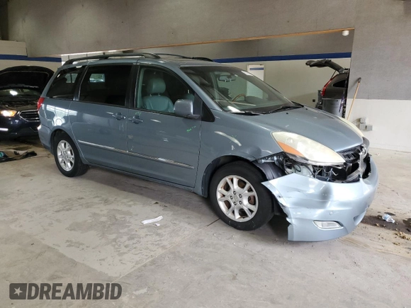 2006 Toyota Sienna XLE with VIN 5TDZA22C46S445502, listed as a Copart auction lot 52679885 with 186,017 mi miles and Salvage Title. Bid and sale history available at carsss.com. Image 4.