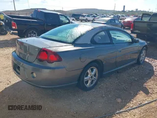 2003 Dodge Stratus SE with VIN 4B3AG42GX3E080447, listed as a IAAI auction lot 40287994 with 199,117 mi miles. Bid and sale history available at carsss.com. Image 4.