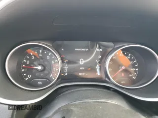 2020 Jeep Compass Limited z VIN 3C4NJDCB0LT106804, wystawiony jako Copart lot #56569215 z przebiegiem 82 747 mil mil oraz Szkoda całkowita • Salvage title. Historia ofert i sprzedaży dostępna na DreamBid. Obrazek 9.