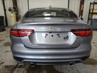 2020 Jaguar XE R-Dynamic S z VIN SAJAT4GX4LCP58076, wystawiony jako Copart lot #48547715 z przebiegiem 42 275 mil mil oraz Szkody całkowita. Historia ofert i sprzedaży dostępna na DreamBid. Obrazek 6.