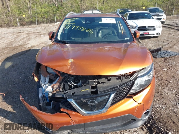 2017 Nissan Rogue S z VIN JN1BJ1CP9HW016617, wystawiony jako IAAI lot #41997886 z przebiegiem 97 431 mil mil oraz . Historia ofert i sprzedaży dostępna na DreamBid. Obrazek 6.