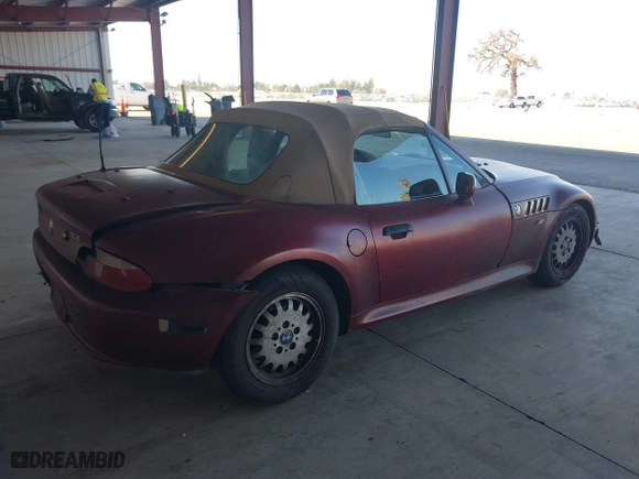 2000 BMW Z3 2.8L with VIN 4USCH3343YLF43193, listed as a IAAI auction lot 41367365 with 157,032 mi miles. Bid and sale history available at carsss.com. Image 4.