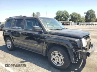 2016 Jeep Patriot Sport with VIN 1C4NJPBB1GD526120, listed as a Copart auction lot 57915005 with 153,283 mi miles and Salvage title. Bid and sale history available at DreamBid. Image 4.