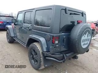 2017 Jeep Wrangler Unlimited Sahara with VIN 1C4BJWEG3HL569143, listed as a IAAI auction lot 41986188 with 27,495 mi miles. Bid and sale history available at carsss.com. Image 3.