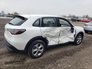 2024 Honda HR-V LX with VIN 3CZRZ2H31RM731676, listed as a Copart auction lot 54373325 with 9,848 mi miles and Salvage title. Bid and sale history available at DreamBid. Image 3.