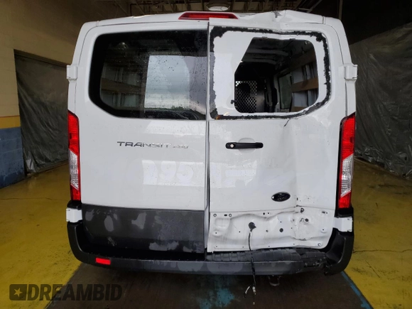 2023 Ford Transit Cargo z VIN 1FTBR1Y83PKB06391, wystawiony jako Copart lot #57686765 z przebiegiem Nie podano mil oraz Czysty tytuł • Clean title. Historia ofert i sprzedaży dostępna na DreamBid. Obrazek 6.