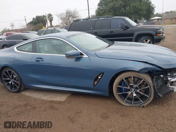 2020 BMW 8 Series M850i xDrive with VIN WBABC4C03LCE83098, listed as a IAAI auction lot 41430012 with 27,073 mi miles. Bid and sale history available at carsss.com. Image 14.