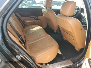 2017 Jaguar XJ Portfolio z VIN SAJWJ2GD7H8W09757, wystawiony jako Copart lot #62157725 z przebiegiem 64 060 mil mil oraz Szkoda całkowita • Salvage title. Historia ofert i sprzedaży dostępna na DreamBid. Obrazek 10.