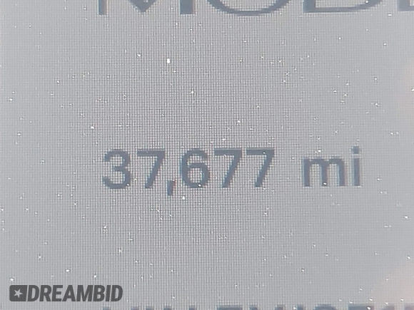 2023 Tesla Model 3 z VIN 5YJ3E1EA1PF509094, wystawiony jako IAAI lot #41843497 z przebiegiem 37 677 mil mil oraz . Historia ofert i sprzedaży dostępna na DreamBid. Obrazek 15.