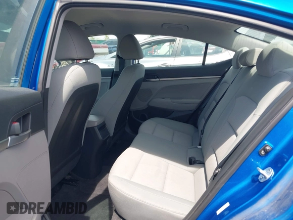 2017 Hyundai Elantra SE z VIN KMHD74LF6HU144401, wystawiony jako IAAI lot #42067279 z przebiegiem 99 687 mil mil oraz . Historia ofert i sprzedaży dostępna na DreamBid. Obrazek 8.