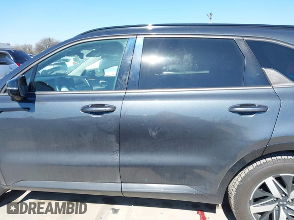 2021 Kia Sorento S with VIN 5XYRL4LC4MG045731, listed as a IAAI auction lot 41631135 with 35,441 mi miles and . Bid and sale history available at DreamBid. Image 15.