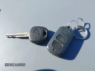 1998 Toyota Camry LE z VIN JT2BG22K3W0151088, wystawiony jako IAAI lot #41429977 z przebiegiem 435 394 mil mil oraz . Historia ofert i sprzedaży dostępna na DreamBid. Obrazek 11.