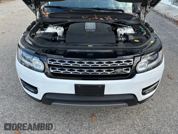2014 Land Rover Range Rover Sport SE with VIN SALWG2WF9EA338634, listed as a Copart auction lot 42848325 with 185,625 mi miles and Clean Title. Bid and sale history available at carsss.com. Image 7.