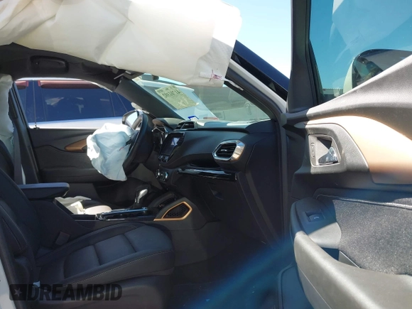 2022 Chevrolet TrailBlazer ACTIV with VIN KL79MVSL4NB146586, listed as a IAAI auction lot 41701392 with 18,662 mi miles. Bid and sale history available at carsss.com. Image 5.